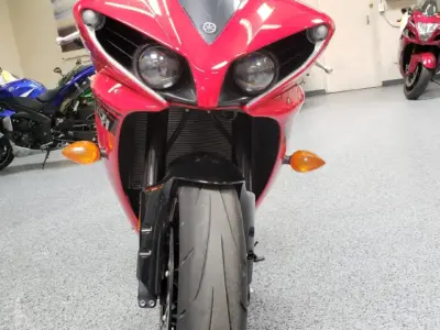 2014 Yamaha R1 Crossplane