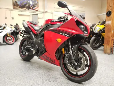 2014 Yamaha R1 Crossplane