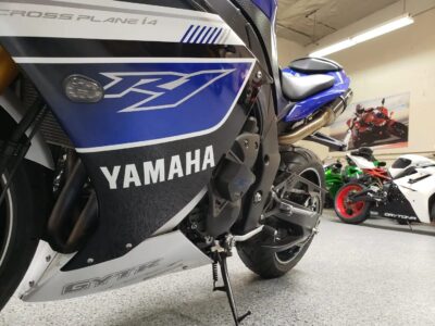 2013 Yamaha R1 Crossplane