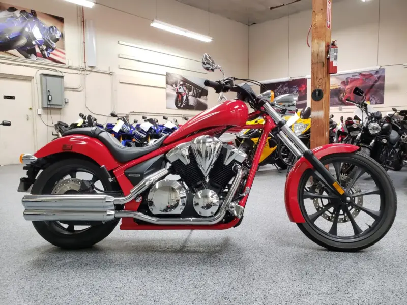 2013 HONDA VT1300CX FURY