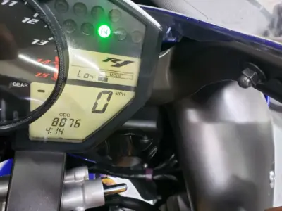 2011 Yamaha R1