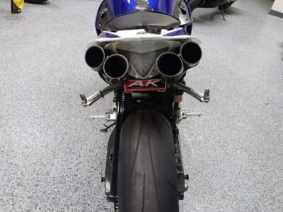2011 Yamaha R1