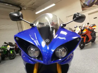 2011 Yamaha R1