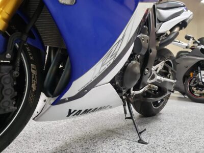 2011 Yamaha R1