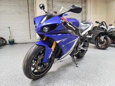 2011 Yamaha R1