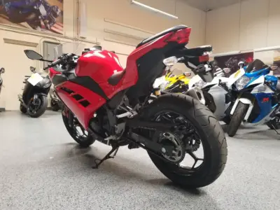 2016 Kawasaki Ninja 300 (50 MILES)