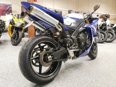 2014 Yamaha R1 Crossplane