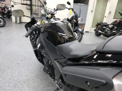 2012 Yamaha R1 RAVEN