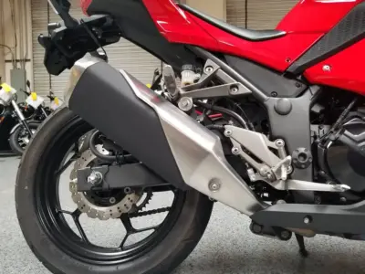 2016 Kawasaki Ninja 300 (50 MILES)