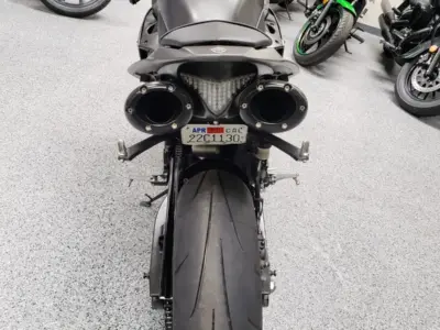 2013 Yamaha R1 Crossplane