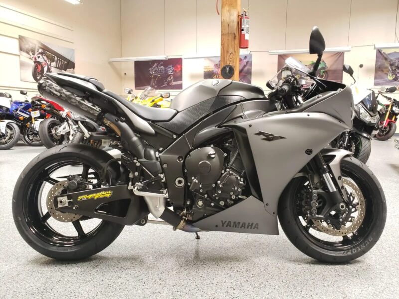 2013 Yamaha R1 Crossplane