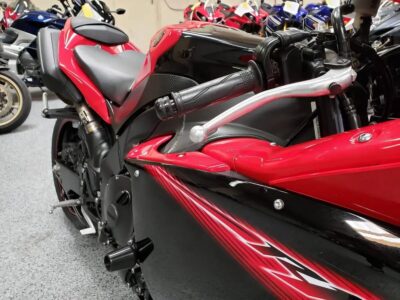 2013 Yamaha R1 Crossplane