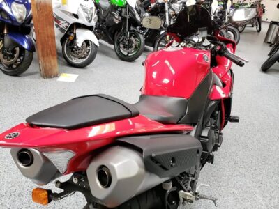 2013 Yamaha R1 Crossplane
