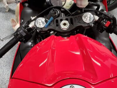 2014 Yamaha R1 Crossplane