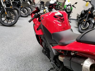 2013 Yamaha R1 Crossplane