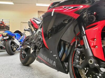 2013 Yamaha R1 Crossplane