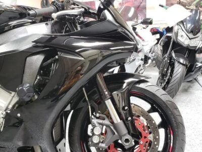 2015 Yamaha R1 RAVEN
