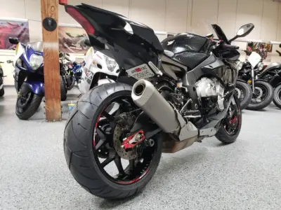 2015 Yamaha R1 RAVEN