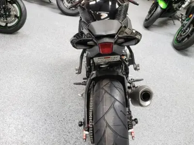 2015 Yamaha R1 RAVEN