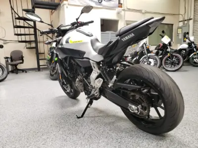 2017 Yamaha FZ07 FZ-07