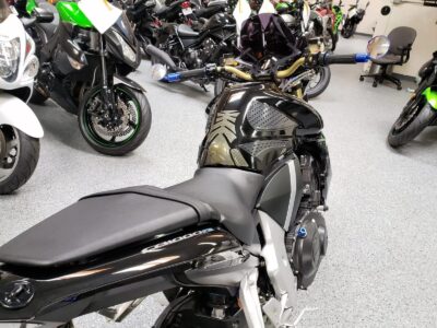 2011  HONDA CB1000R
