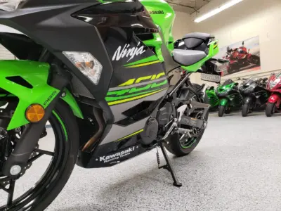2018 Kawasaki Ninja 400 ABS KRT EDITION