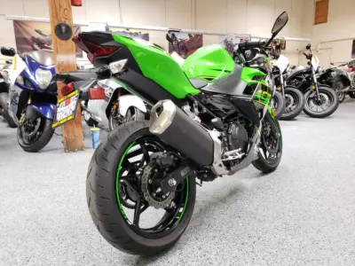 2018 Kawasaki Ninja 400 ABS KRT EDITION
