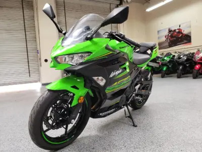 2018 Kawasaki Ninja 400 ABS KRT EDITION
