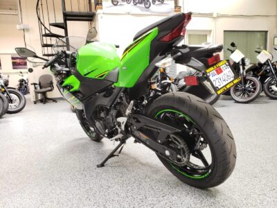 2018 Kawasaki Ninja 400 ABS KRT EDITION