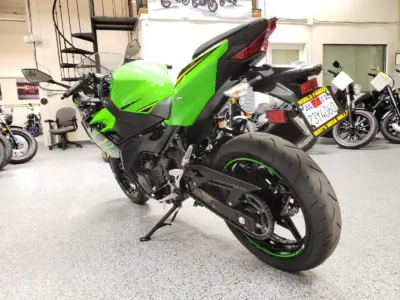 2018 Kawasaki Ninja 400 ABS KRT EDITION
