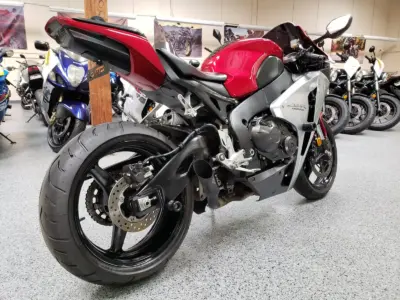 2008 HONDA CBR1000RR