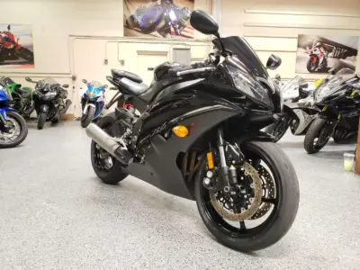 2012 Yamaha R6 Raven