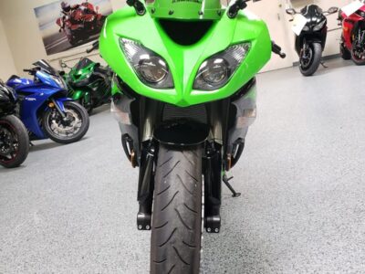 2011 Kawasaki Ninja ZX6R (1K original miles)