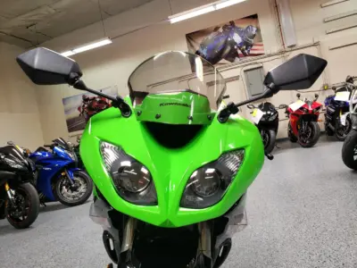 2011 Kawasaki Ninja ZX6R (1K original miles)