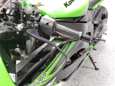 2011 Kawasaki Ninja ZX6R (1K original miles)