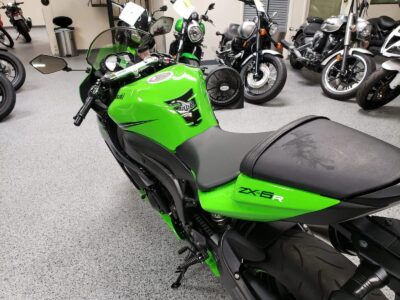 2011 Kawasaki Ninja ZX6R (1K original miles)