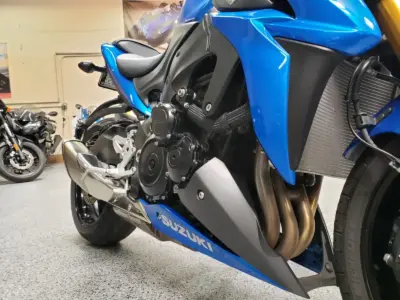 2016 Suzuki GSXS1000F ABS GSX-S1000F