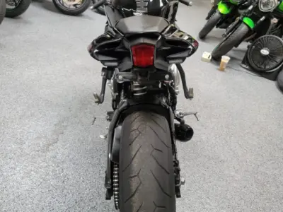 2015 Yamaha R1 RAVEN