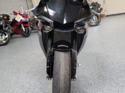 2015 Yamaha R1 RAVEN