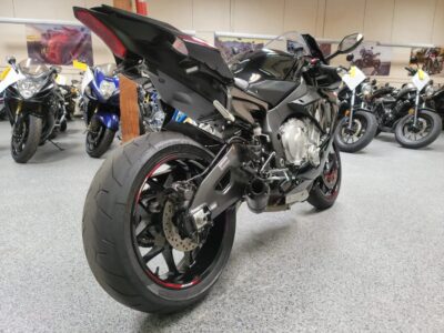 2015 Yamaha R1 RAVEN