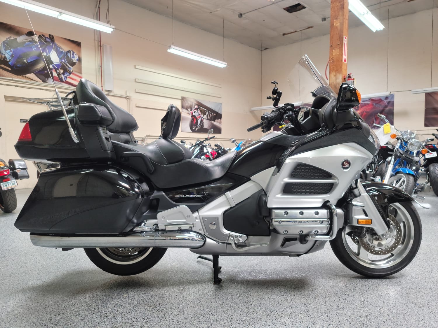 2012 Honda Goldwing ABS 22000 Miles AK Motors