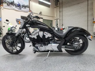 2013 HONDA VT1300CX FURY