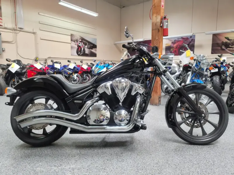 2013 HONDA VT1300CX FURY