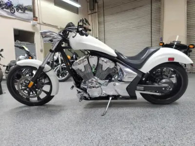 2011 HONDA VT1300CX FURY