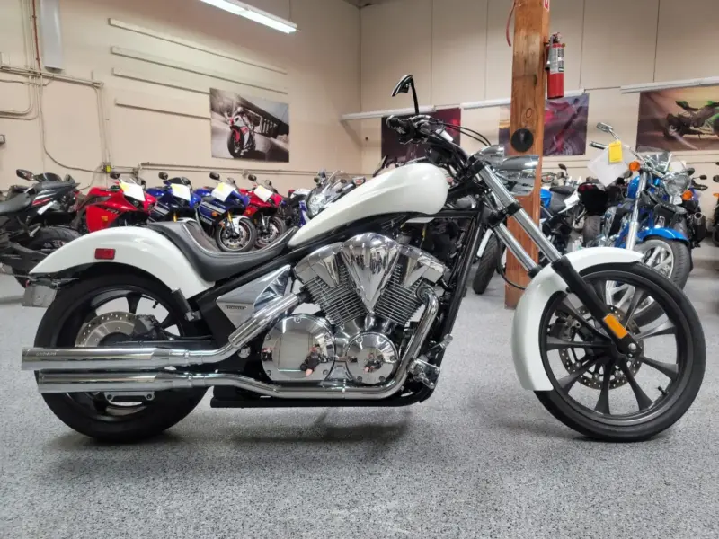 2011 HONDA VT1300CX FURY