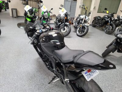2015 Yamaha R6 RAVEN