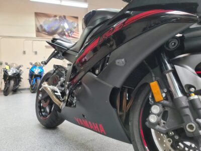 2015 Yamaha R6 RAVEN