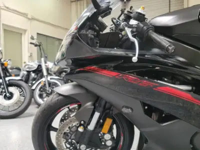 2015 Yamaha R6 RAVEN