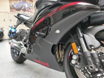 2015 Yamaha R6 RAVEN