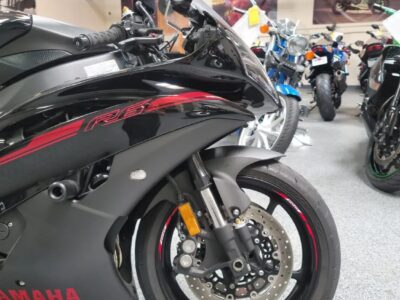 2015 Yamaha R6 RAVEN